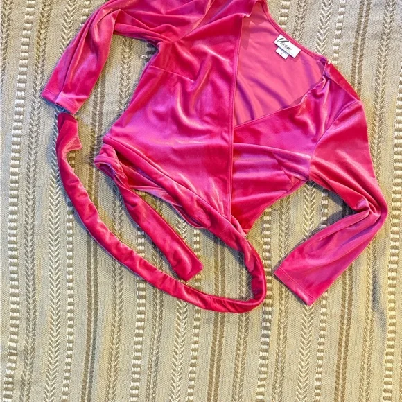 Vixen by Micheline Pitt Vibrant Pink Top - Picture 2 of 3